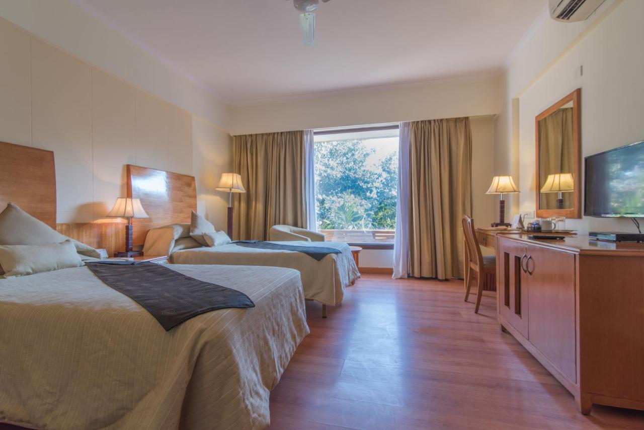 Sai Vishram Business Hotel Kammasandra エクステリア 写真