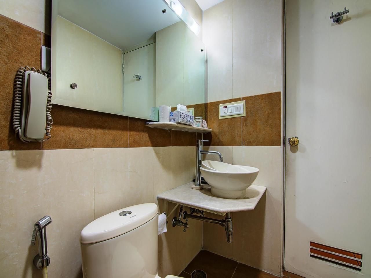 Sai Vishram Business Hotel Kammasandra エクステリア 写真